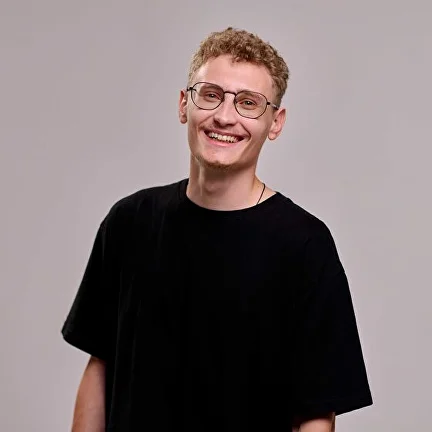Николай Савельев